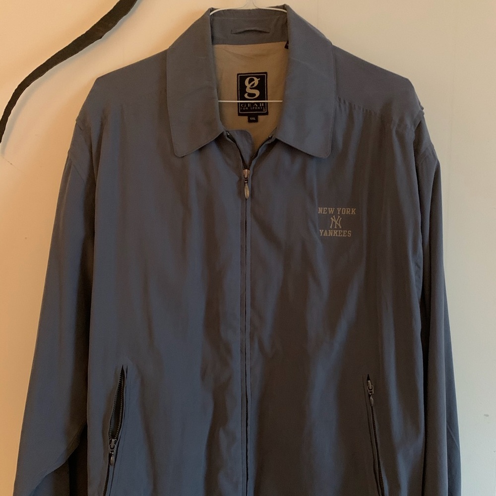 NY Yankees spring zip up jacket